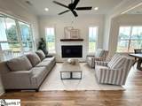104 Benjamin Boulevard - Photo 14