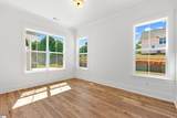 104 Benjamin Boulevard - Photo 27