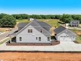 104 Benjamin Boulevard - Photo 44