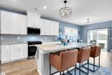 6 Roderick Lane - Photo 17