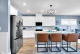 6 Roderick Lane - Photo 2