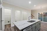210 Giles Street - Photo 10