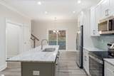 210 Giles Street - Photo 11