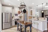 105 Bur Oak Drive - Photo 3