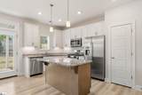 314 Hollenbeck Place - Photo 5