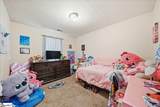 300 London Drive - Photo 16