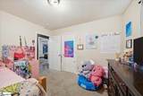 300 London Drive - Photo 17
