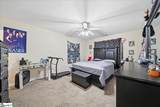 300 London Drive - Photo 18