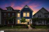 8 Leander Drive - Photo 2