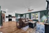 937 Hunters Trail - Photo 2