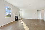 204 Isleview Place - Photo 15