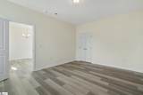 335 Winston Street - Photo 16