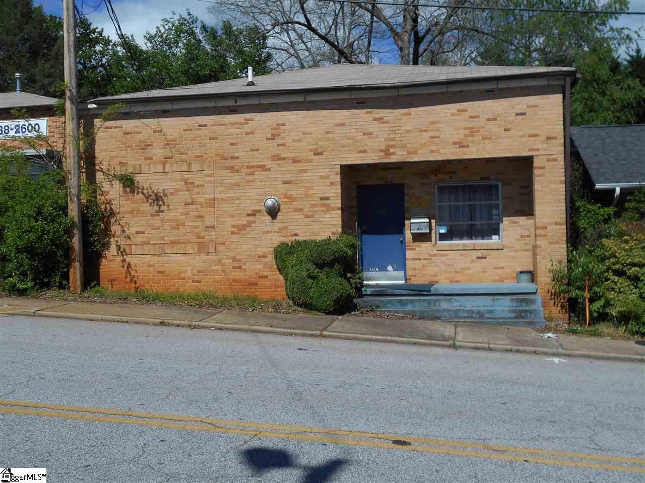 107 Tugaloo Street - Photo 1