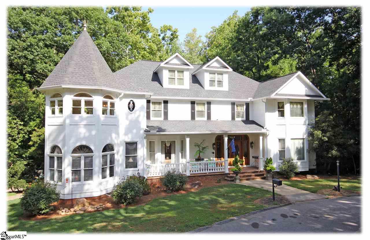 446 Henderson Road - Photo 1