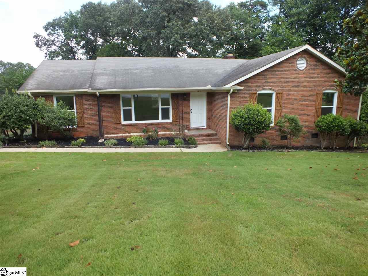 105 Manchester Drive - Photo 1