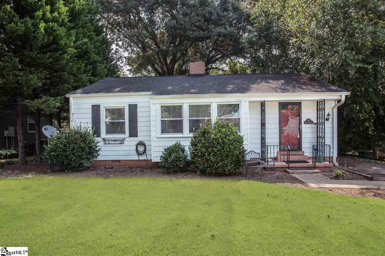 9 Rutledge Avenue - Photo 1