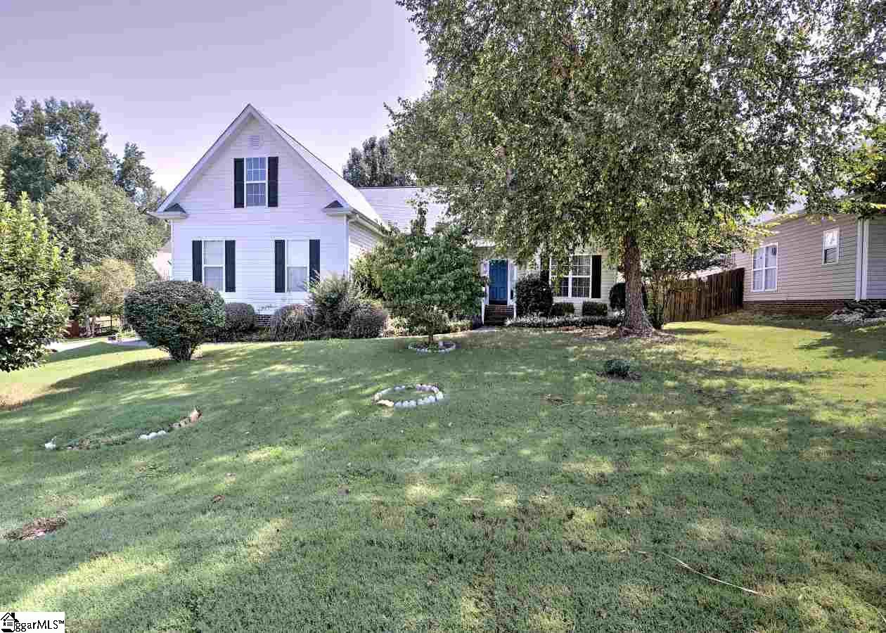 104 Coltsfoot Court - Photo 1