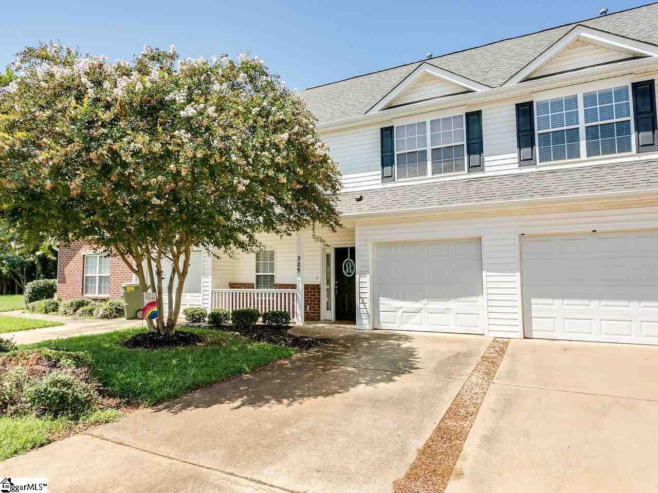 325 Stillwater Circle - Photo 1