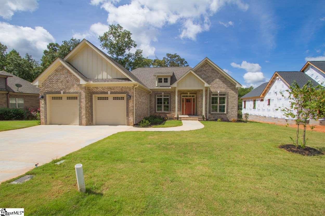 1015 Tuscany Drive - Photo 1