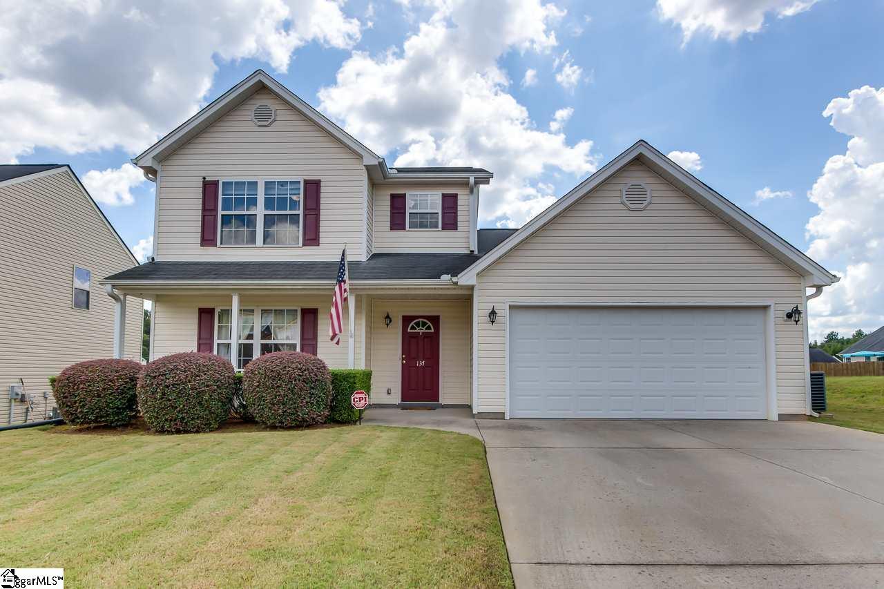 137 Shackleton Drive - Photo 1
