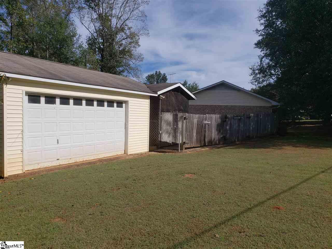 101 Georgetown Way - Photo 1
