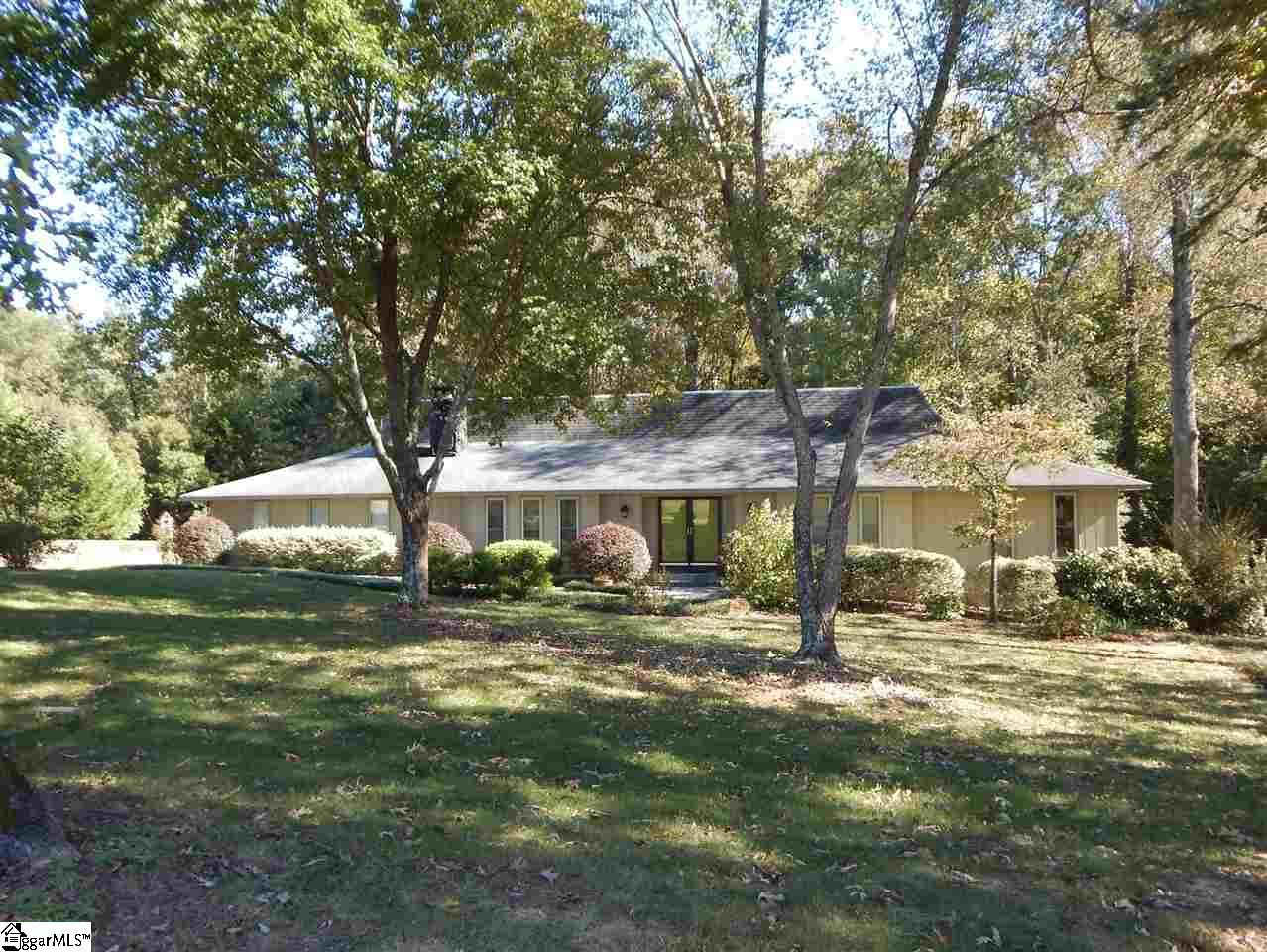 800 Knollwood Drive - Photo 1