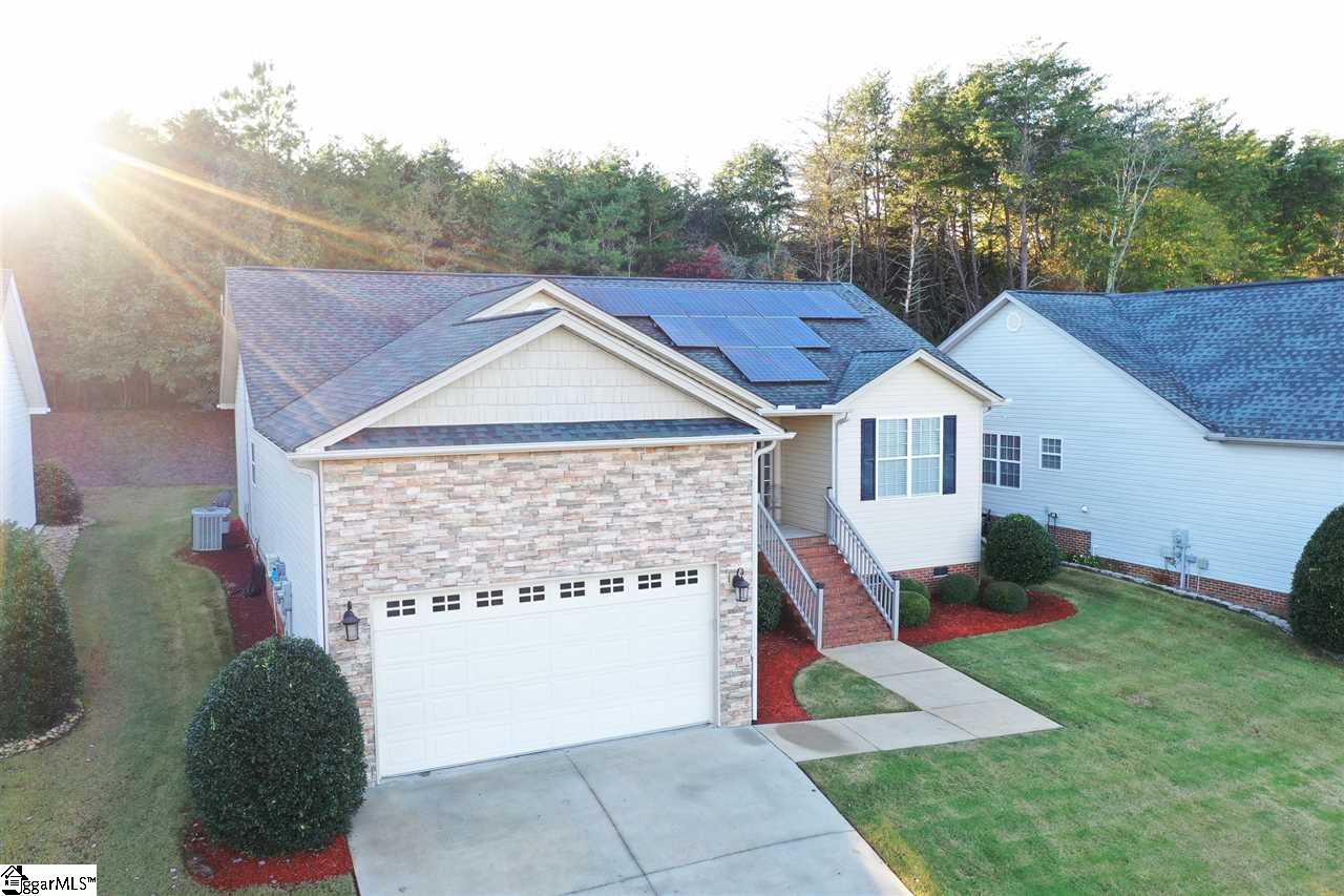 405 Summitbluff Drive - Photo 1