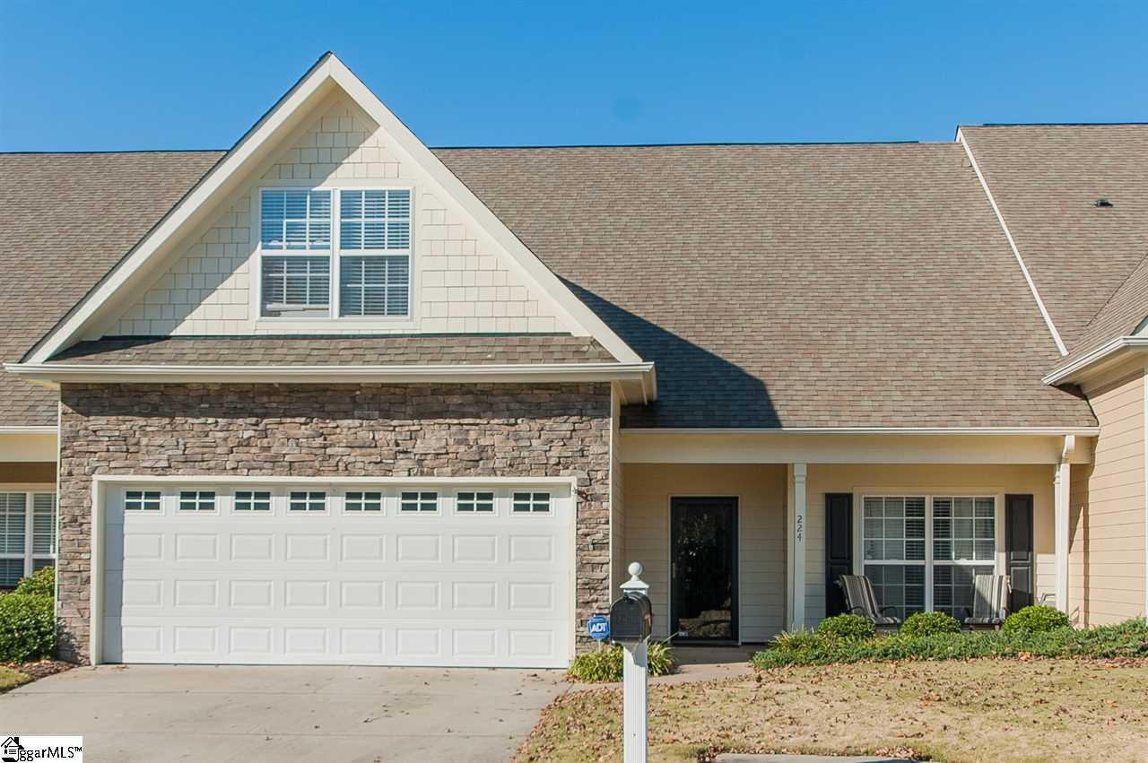 224 Louisville Drive - Photo 1
