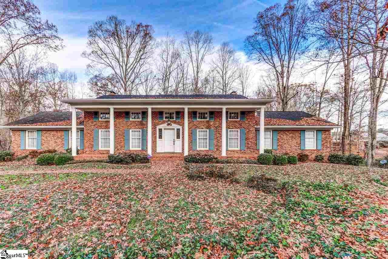 108 Heritage Drive - Photo 1