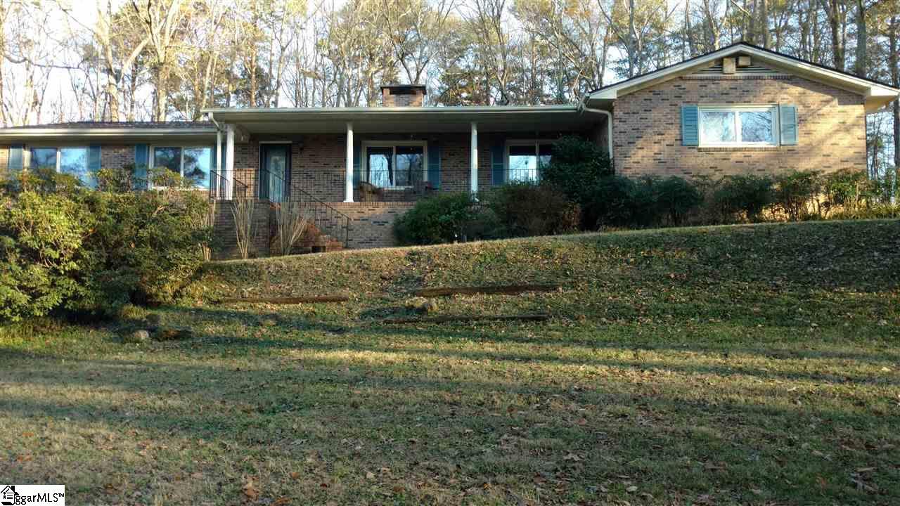 106 Mustang Circle - Photo 1