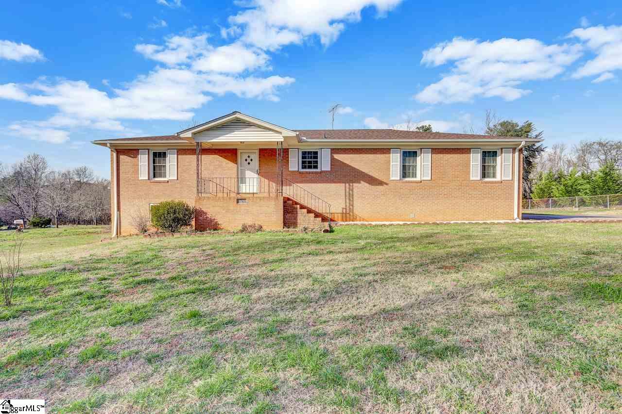 120 Crystal Lane - Photo 1