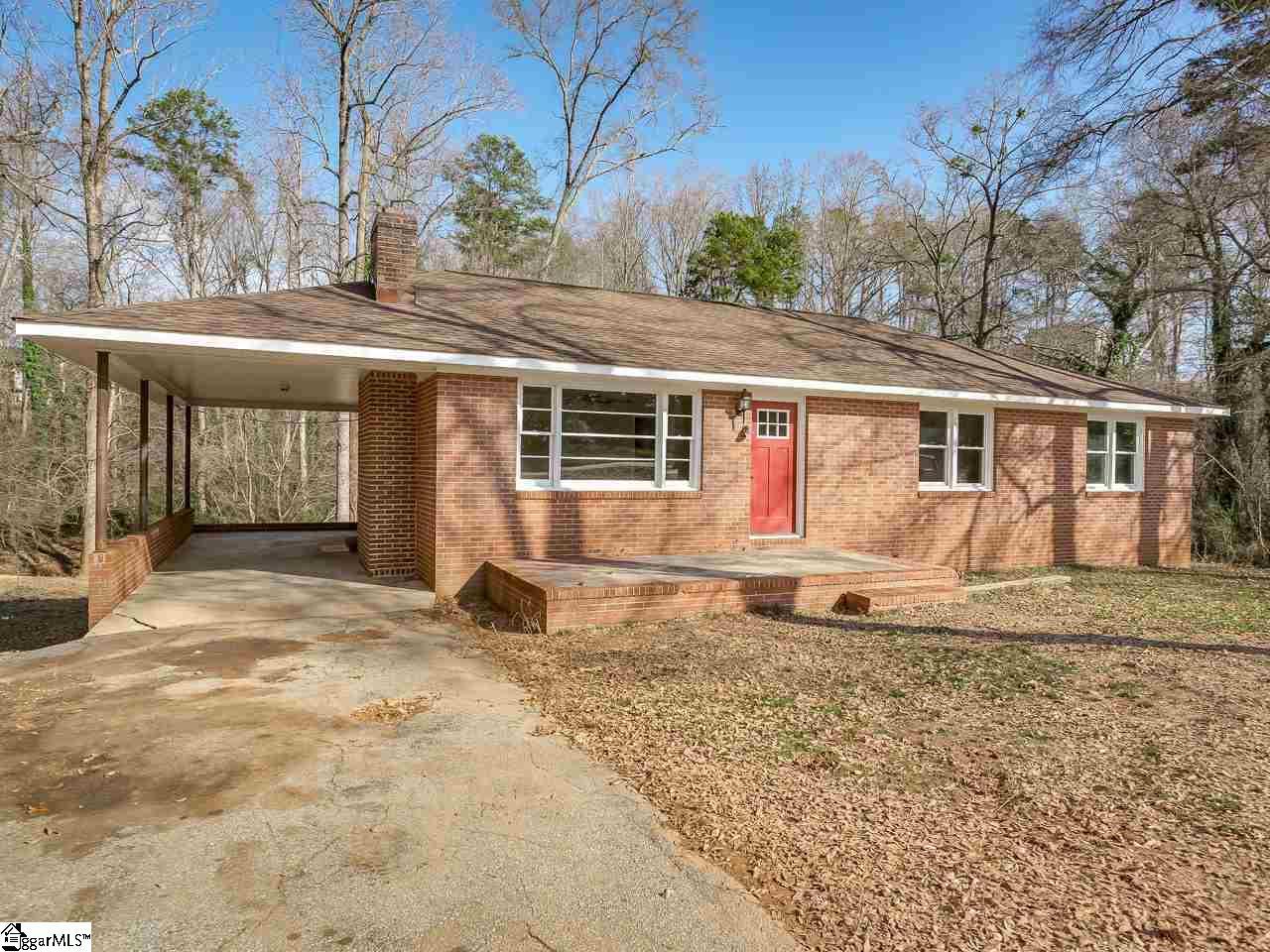 608 Overhill Circle - Photo 1