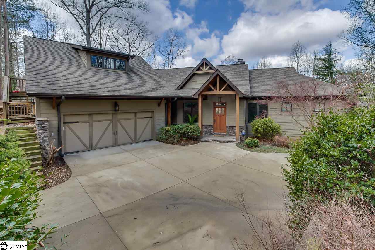 140 Lake Point Drive - Photo 1
