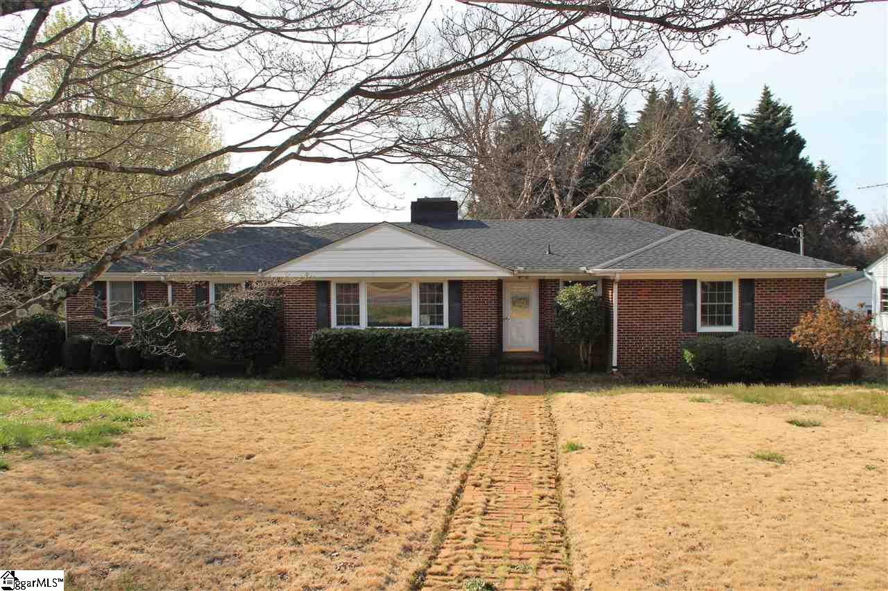 104 Edwards Road - Photo 1