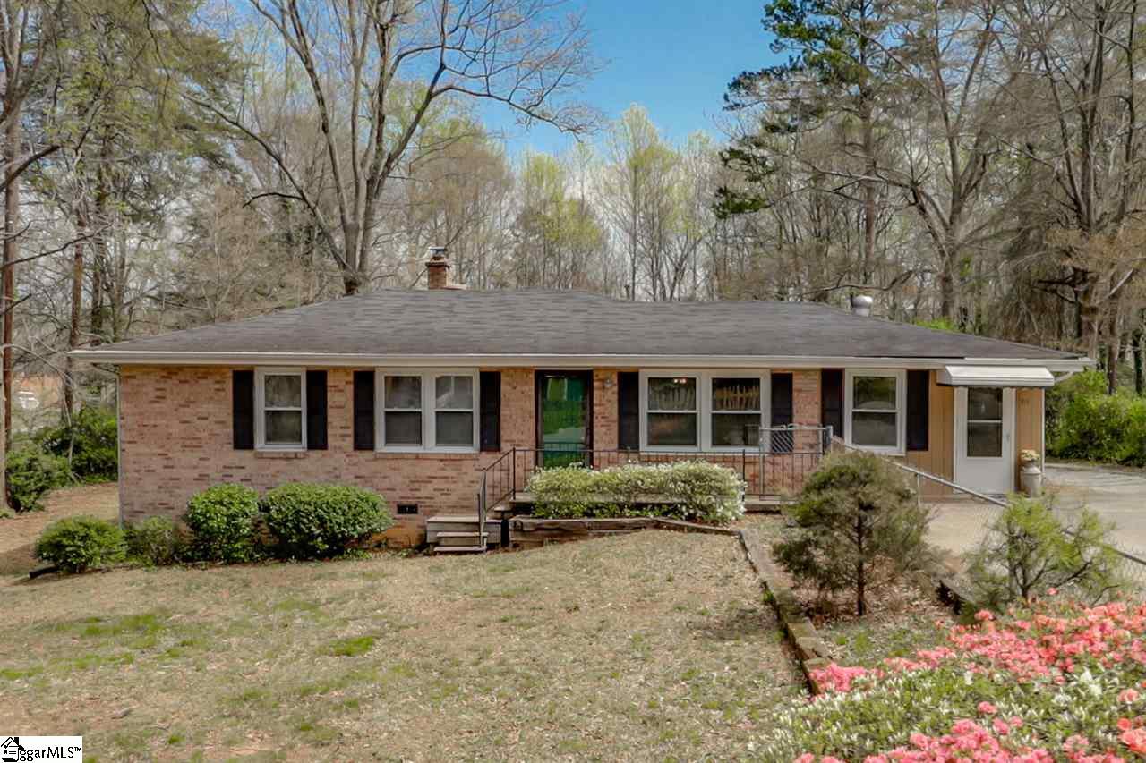 211 Keith Drive - Photo 1
