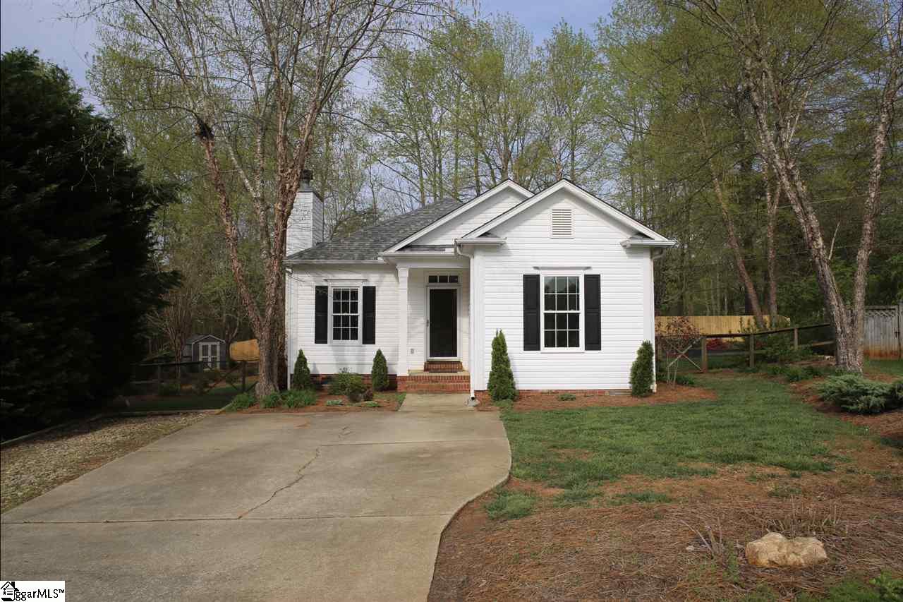 8 Mountain Trace Court - Photo 1