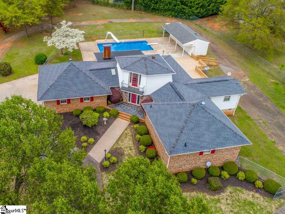 128 Sun Valley Drive - Photo 1