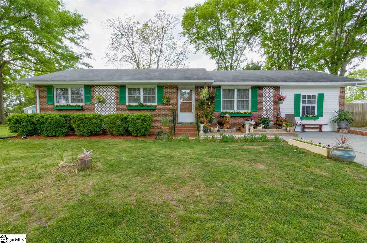 205 Woodfield Road - Photo 1