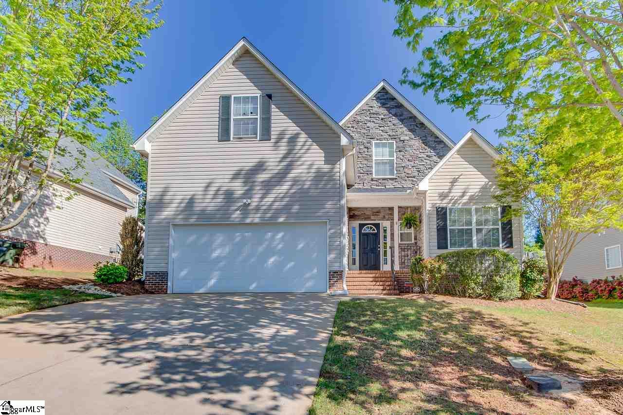 305 Glencrest Court - Photo 1