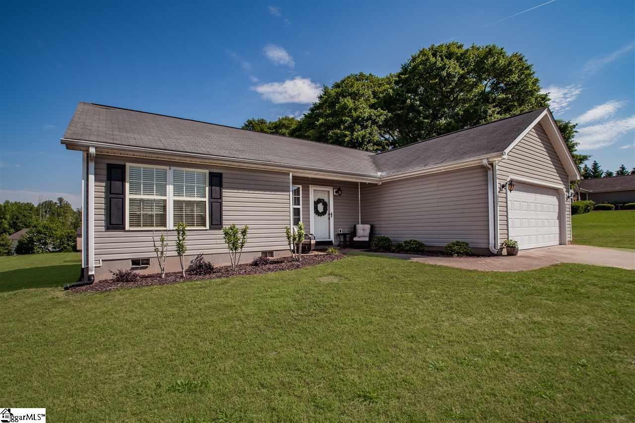 346 Sea Breeze Way - Photo 1