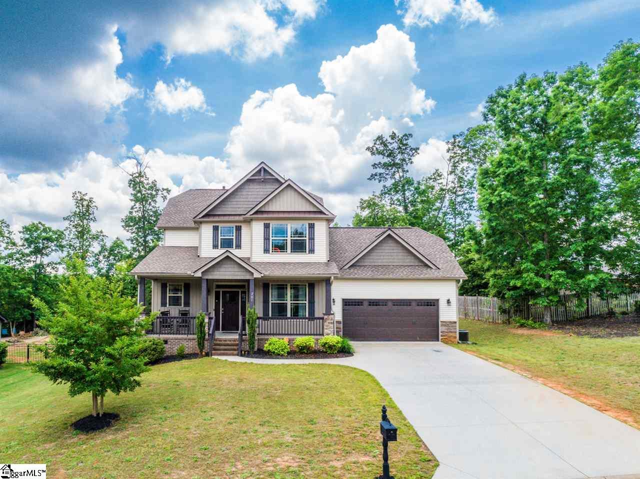 201 Amber Oaks Drive - Photo 1