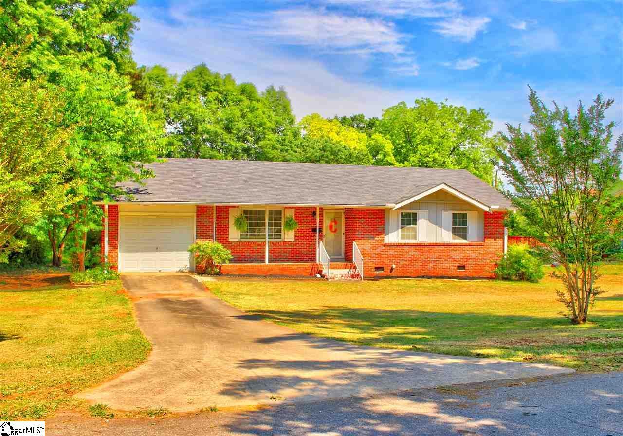 2108 Rush Street - Photo 1