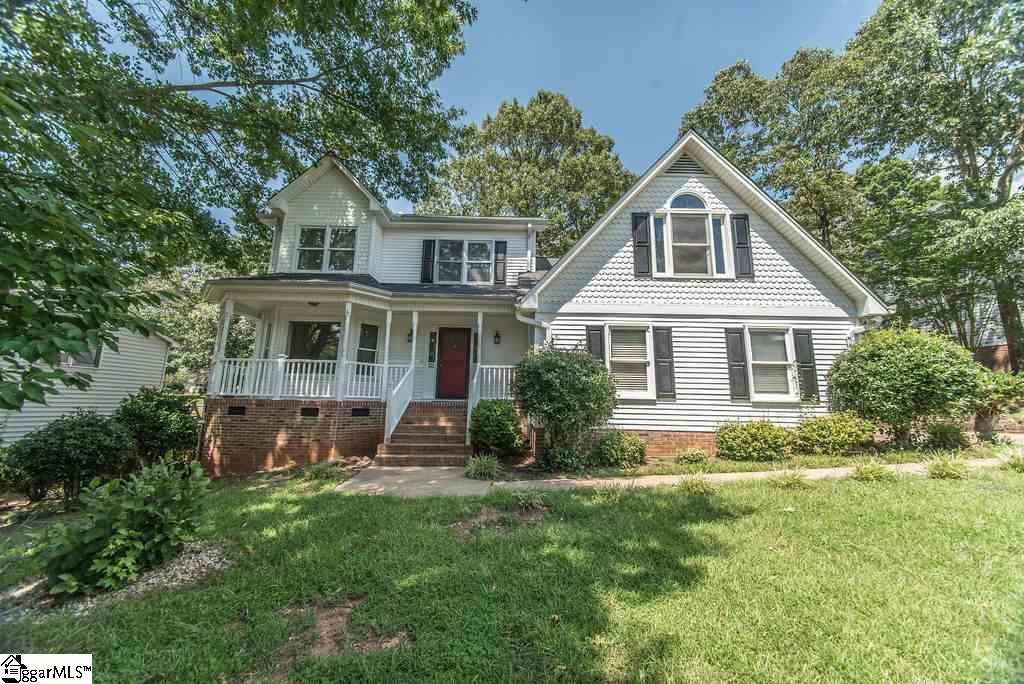 309 Deepwood Drive - Photo 1