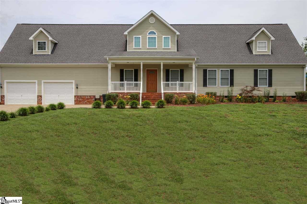 202 Clear Creek Road - Photo 1