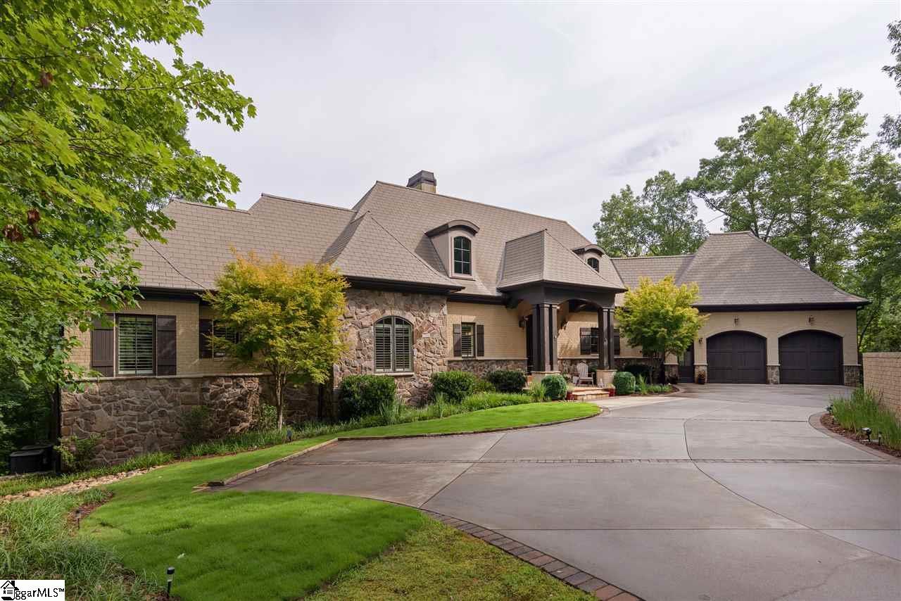 611 Highridge Parkway - Photo 1