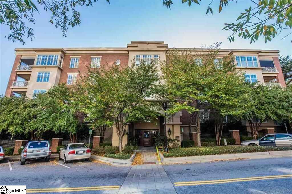400 Main Street - Photo 1