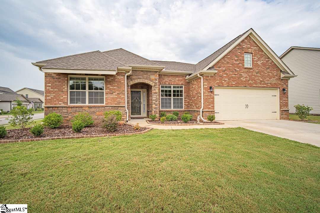 401 Woodland Oaks Court - Photo 1