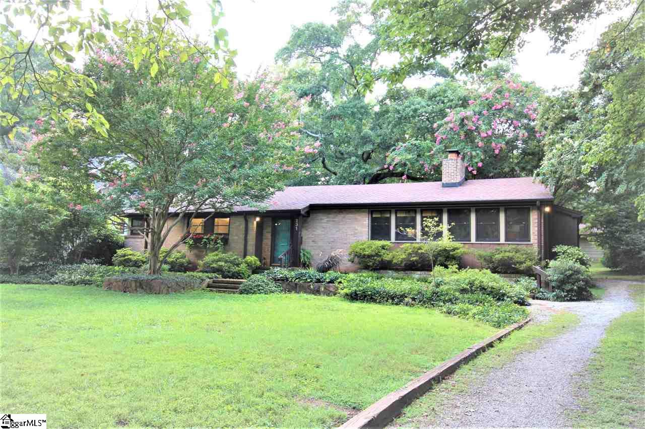 231 Avondale Drive - Photo 1
