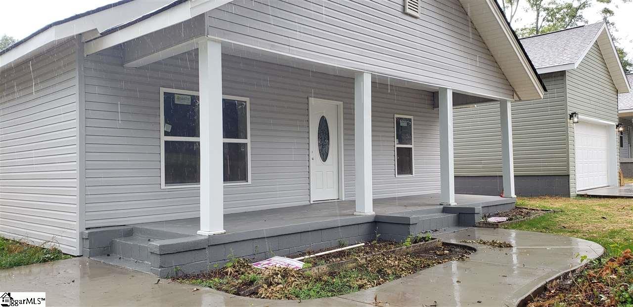 1024 Howard Street - Photo 1