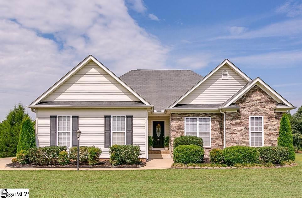 205 Orleans Drive - Photo 1